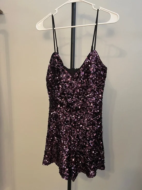 NWT Lulu’s Purple Sequin Romper Cocktail Party Small - Picture 5 of 9